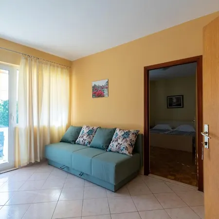 Apartment With A Parking Space Bibinje, Zadar - 18090 *