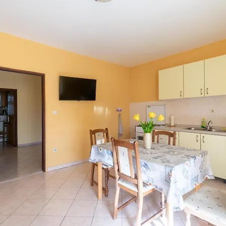 Apartment With A Parking Space Bibinje, Zadar - 18090 *