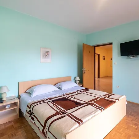 Apartment With A Parking Space Bibinje, Zadar - 18090 Bibinje