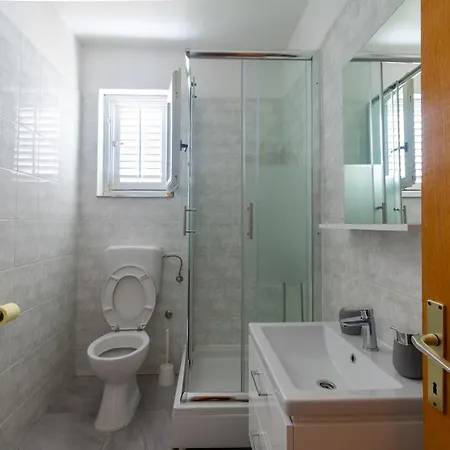 Apartment With A Parking Space Bibinje, Zadar - 18090 Bibinje