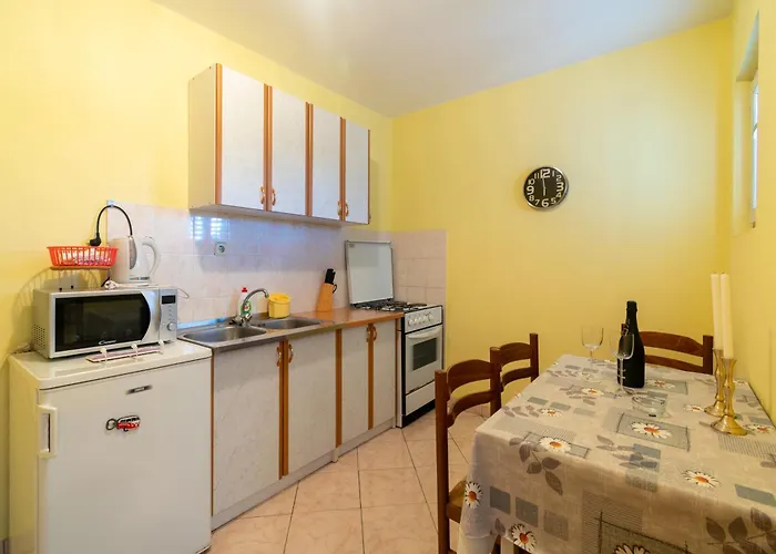 With A Parking Space Bibinje, Zadar - 18090 شقة بيبينيا